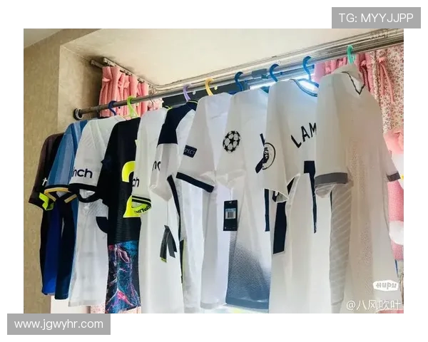 热刺英超球衣历代设计对比与球迷评分汇总