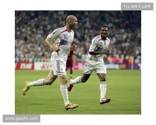 1998年世界杯决赛齐达内两记头球改写法国足球命运之夜荣耀