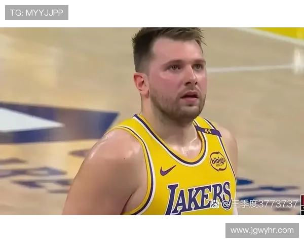 关键时刻东契奇掌控比赛雷迪克称他持球让队友倍感安心